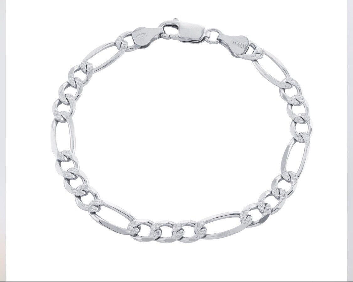 Figaro chain link bracelet in rose gold, gold and silver. Sterling silver and gold plated.