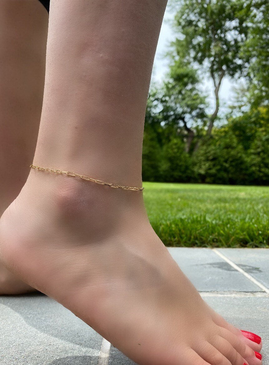 18K gold-filled paper clip link/chain anklet. Gold or silver.