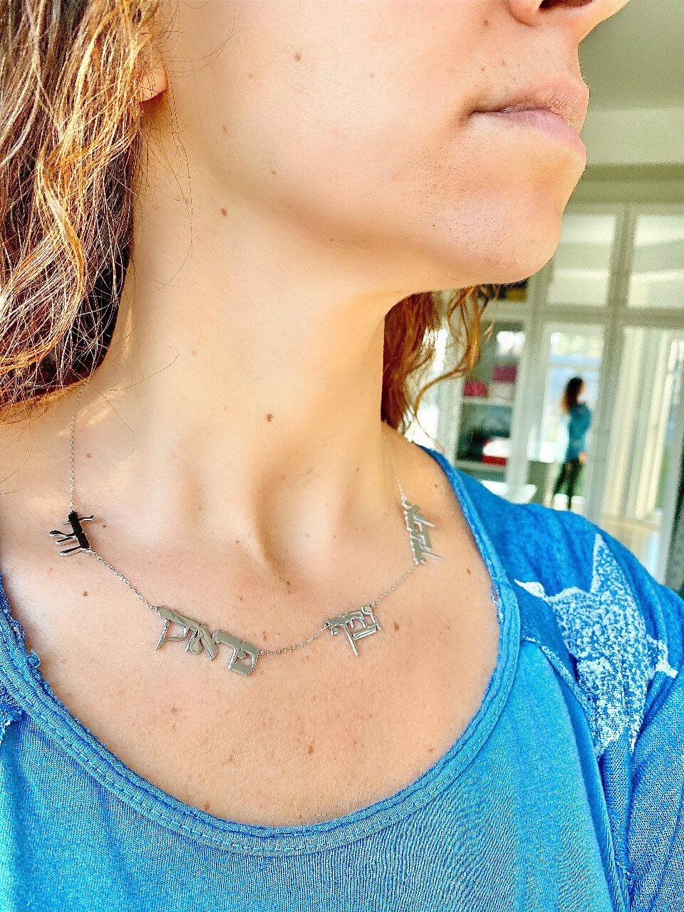 Mommy necklace with 1 2 3 4 5 6 names. Jumbo letters Hebrew name necklace. Classic Hebrew mommy necklace. Hebrew name necklace.