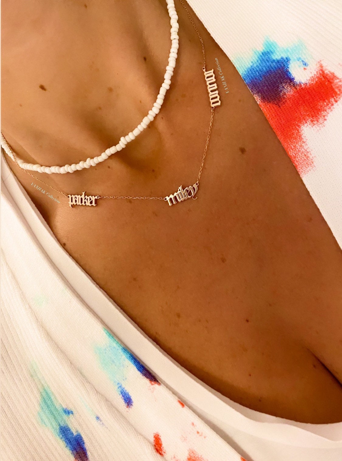 Gothic mommy necklace with 1 2 3 4 5 6 names. Gothic mommy necklace.Mom necklace. Old English Mommy necklace. Sterling silver gold plated.