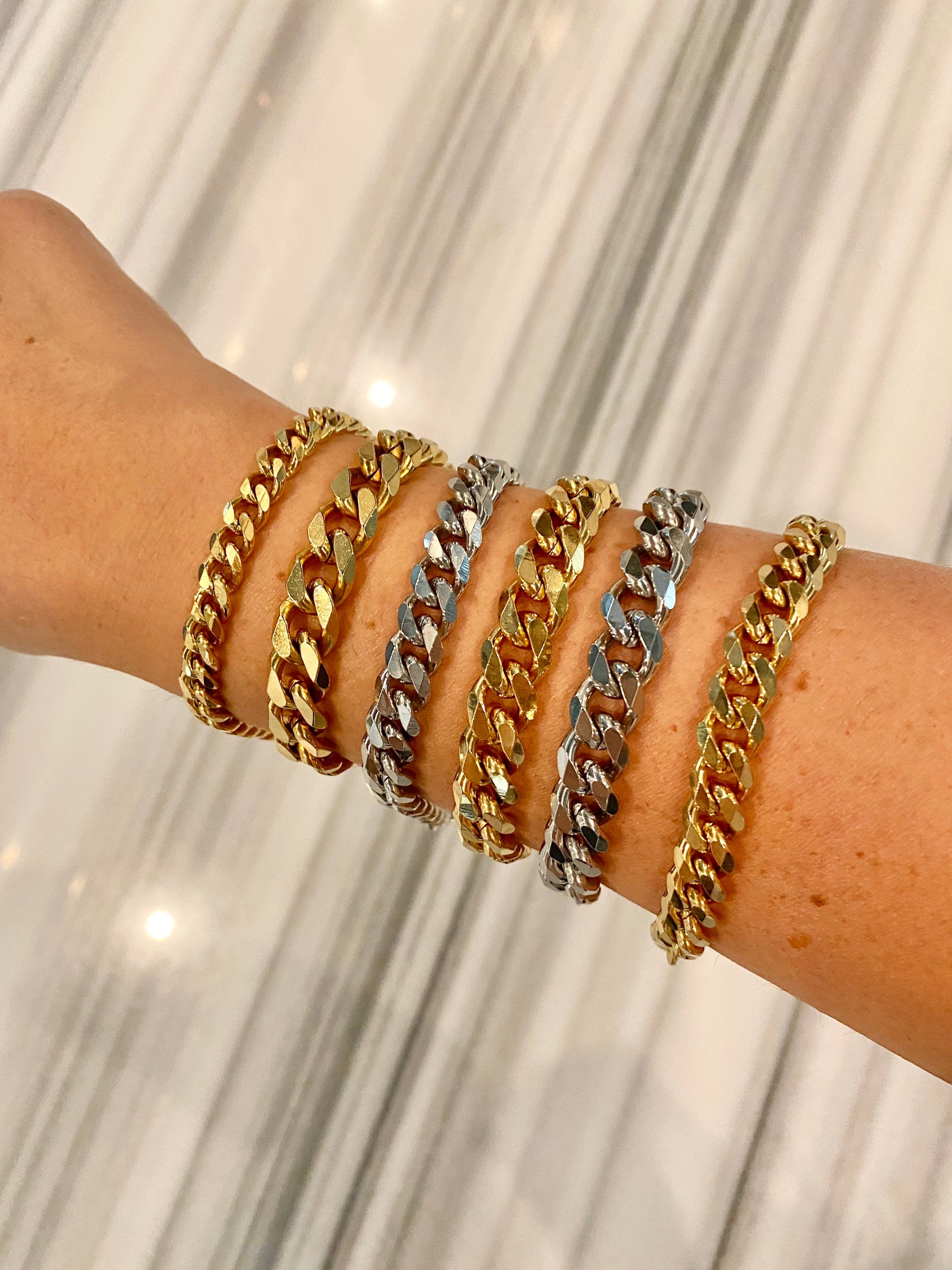 18K Gold filled chunky cuban link bracelets in gold and silver. Chain link bracelets. Cuban link bracelet. Chain bracelet.