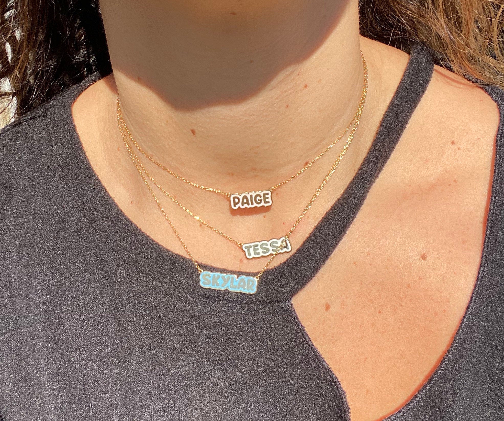 Enamel Outline Bubble Nameplate Necklace | Enamel Hebrew Name Necklace | Personalized enamel Jewelry | Arabic name necklace