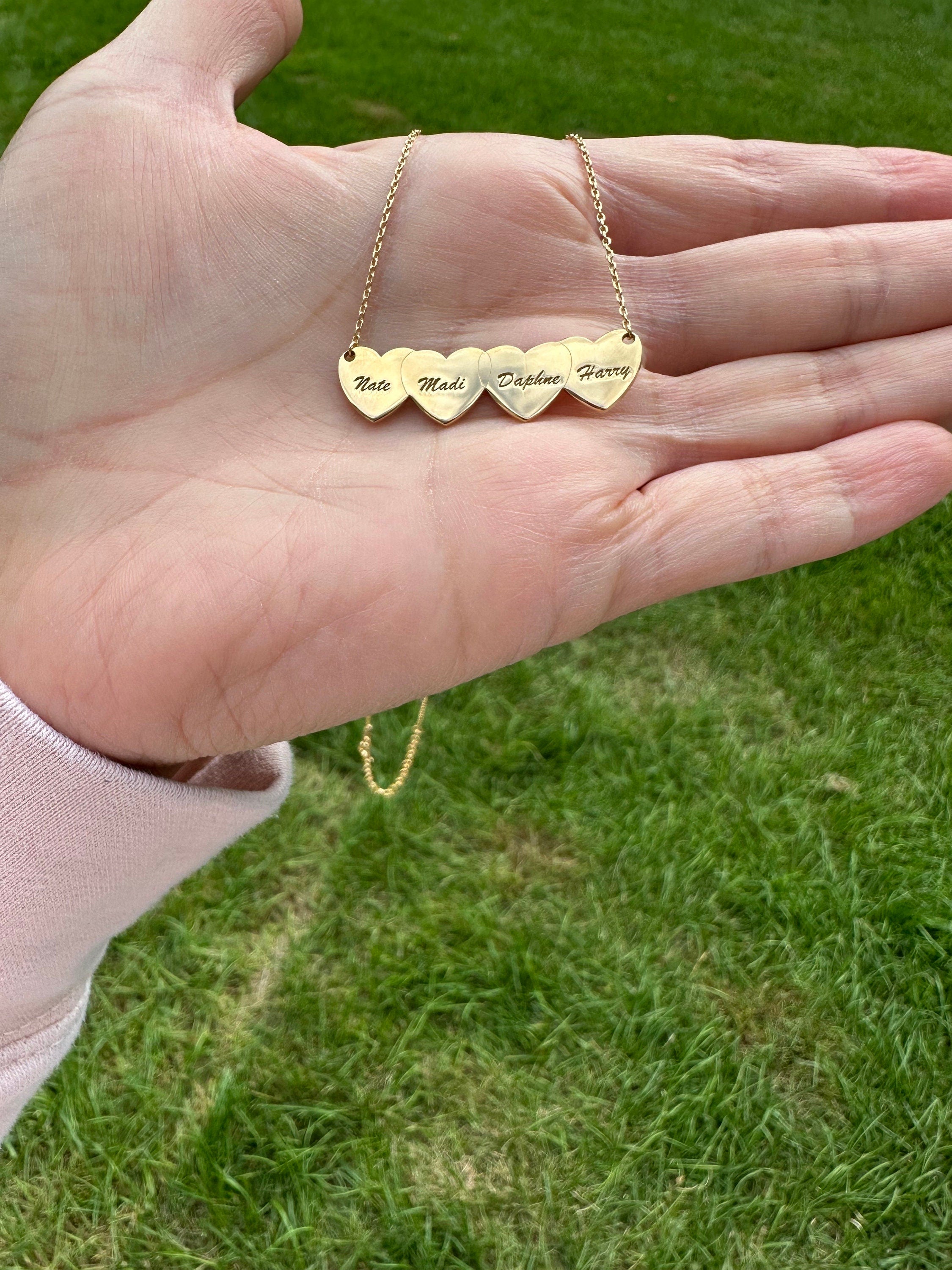 Engraved hearts mommy necklace by Kathy Hilton | Hearts letters / initials necklace| engraved Mommy necklace with hearts