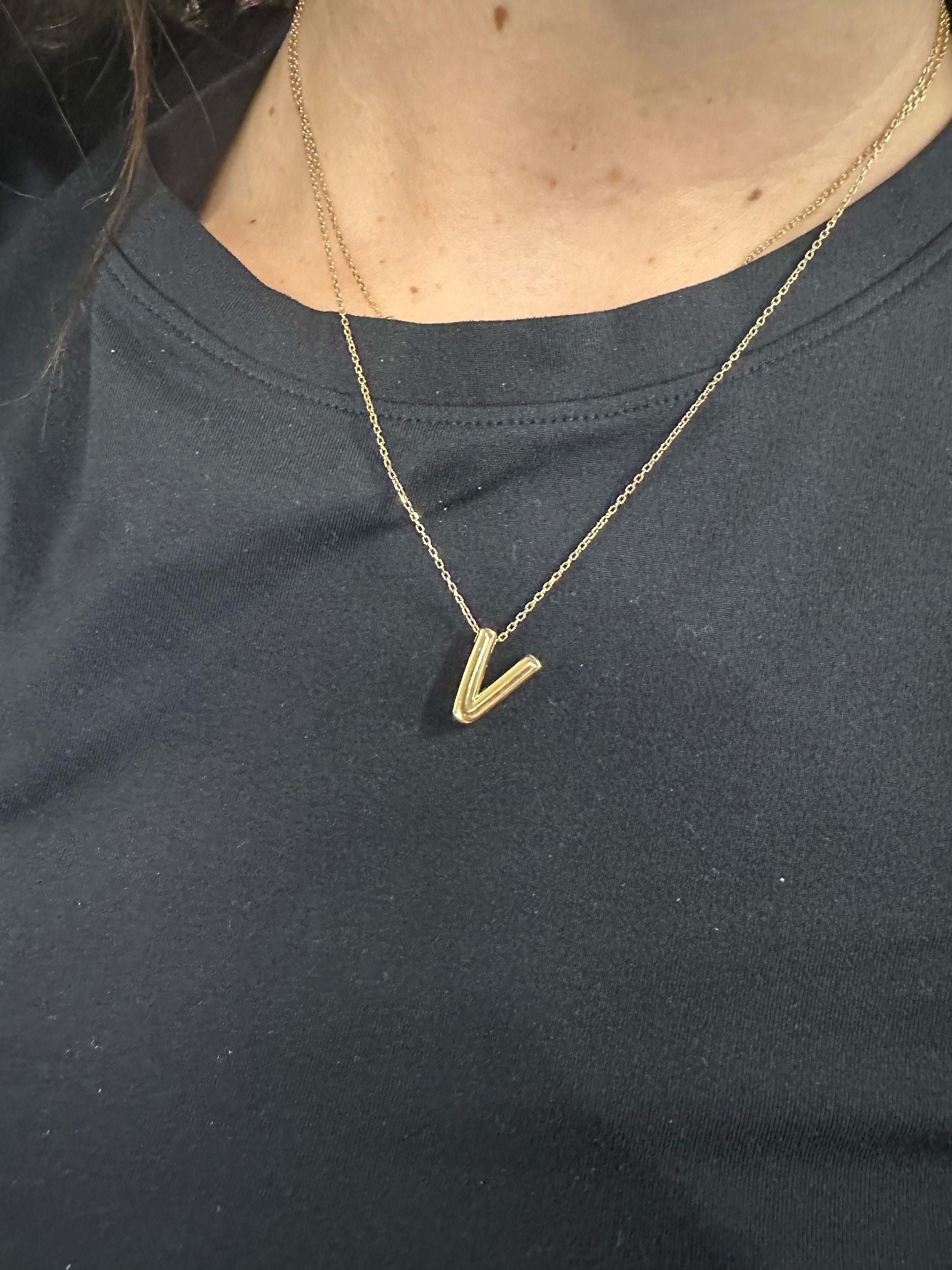 personalized large 3D bubble initial necklace. Custom 3D bubble initial necklace. Personalized bubble initial necklace.