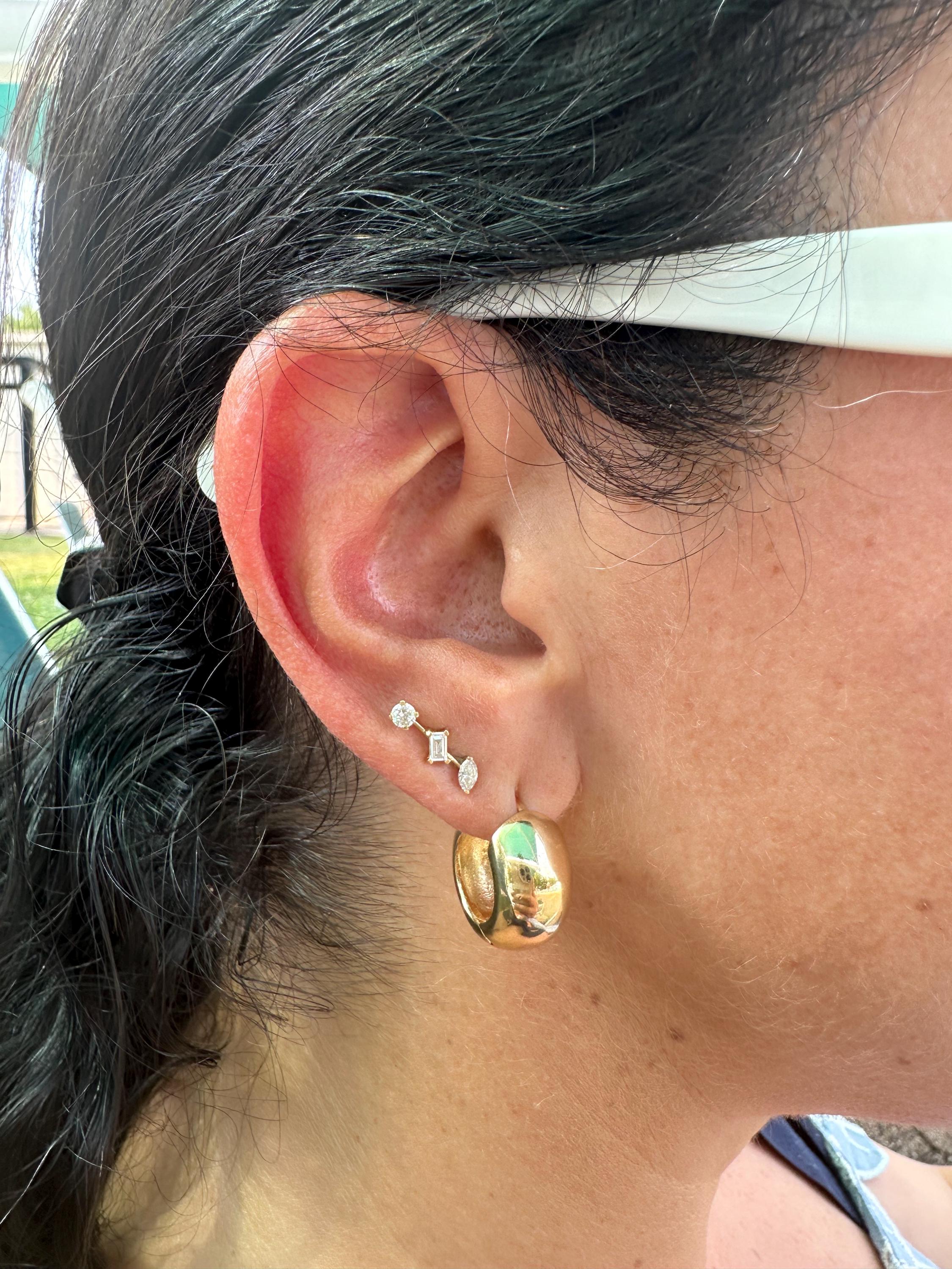 1” hollow chunky hoop earrings/ hoops. 18K gold filled. Won’t tarnish. Gold filled hoops. Gold filled earrings.