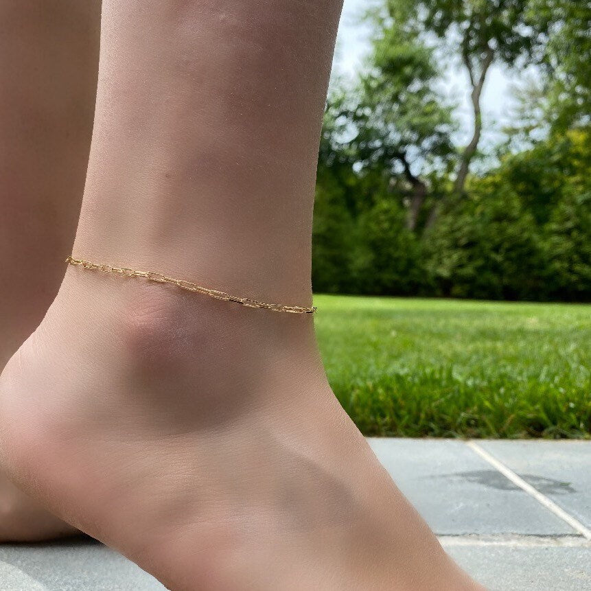 18K gold-filled paper clip link/chain anklet. Gold or silver.