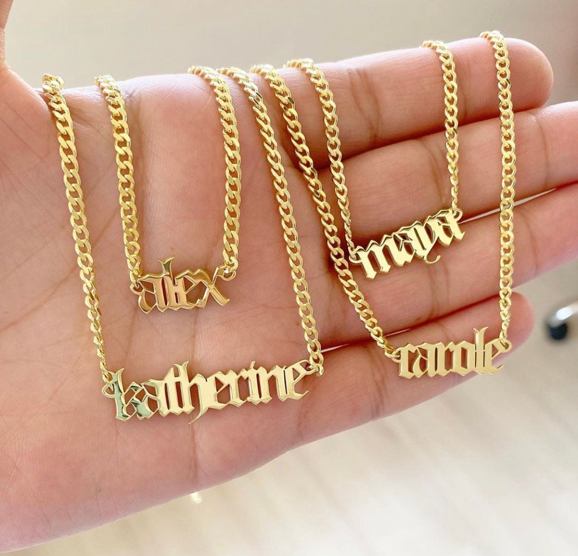 Personalized Gothic nameplate choker. Old English Cuban link necklace. Custom name curb link choker. Sterling silver gold plated.