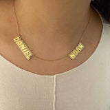 Bubble nameplate mommy necklace. Mom necklace. Mother’s necklace. Names necklace. Mommy bubble necklace.