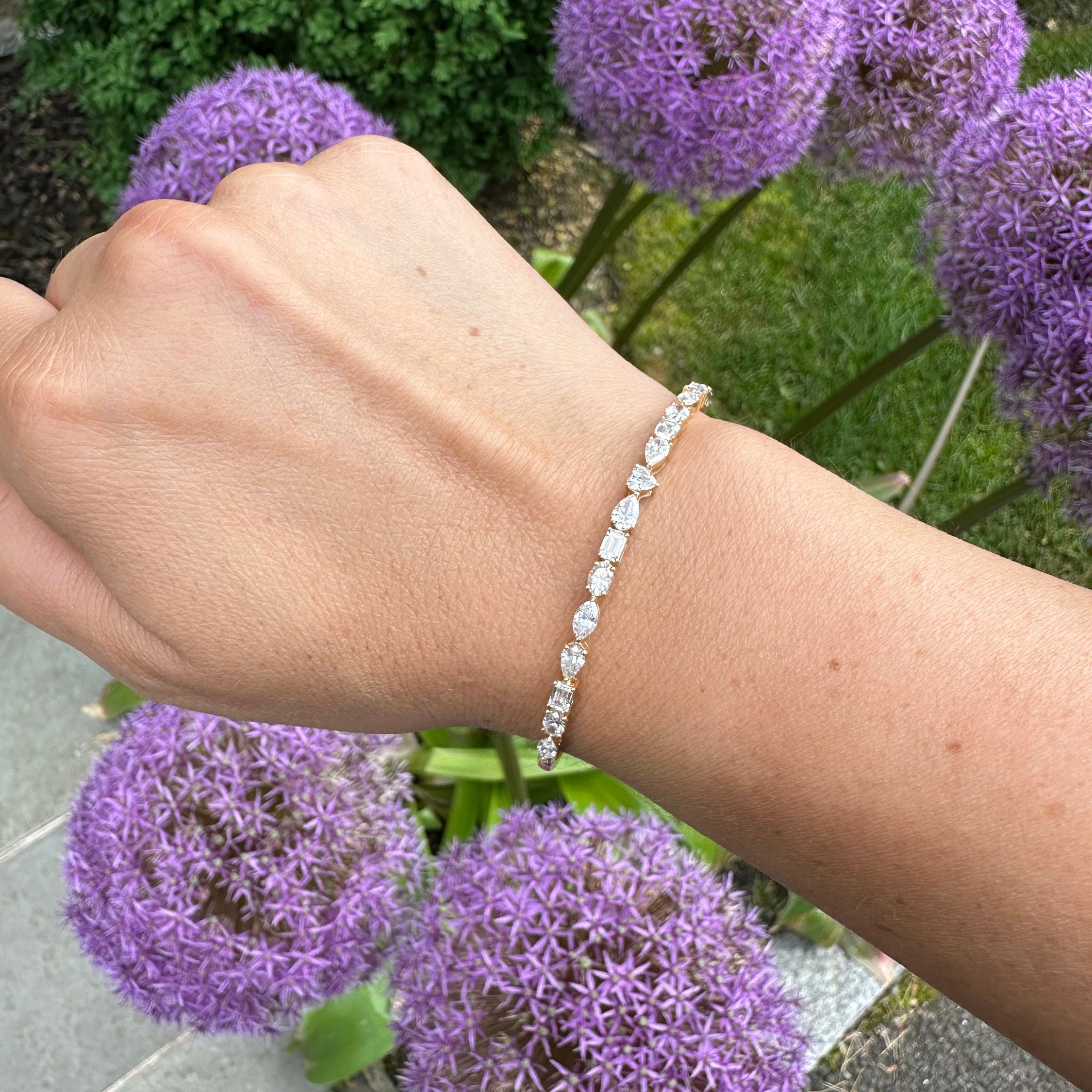 18k gold and mixed shape diamonds bangle bracelet | mixed shape diamond bangle | mixed shape jewelry |