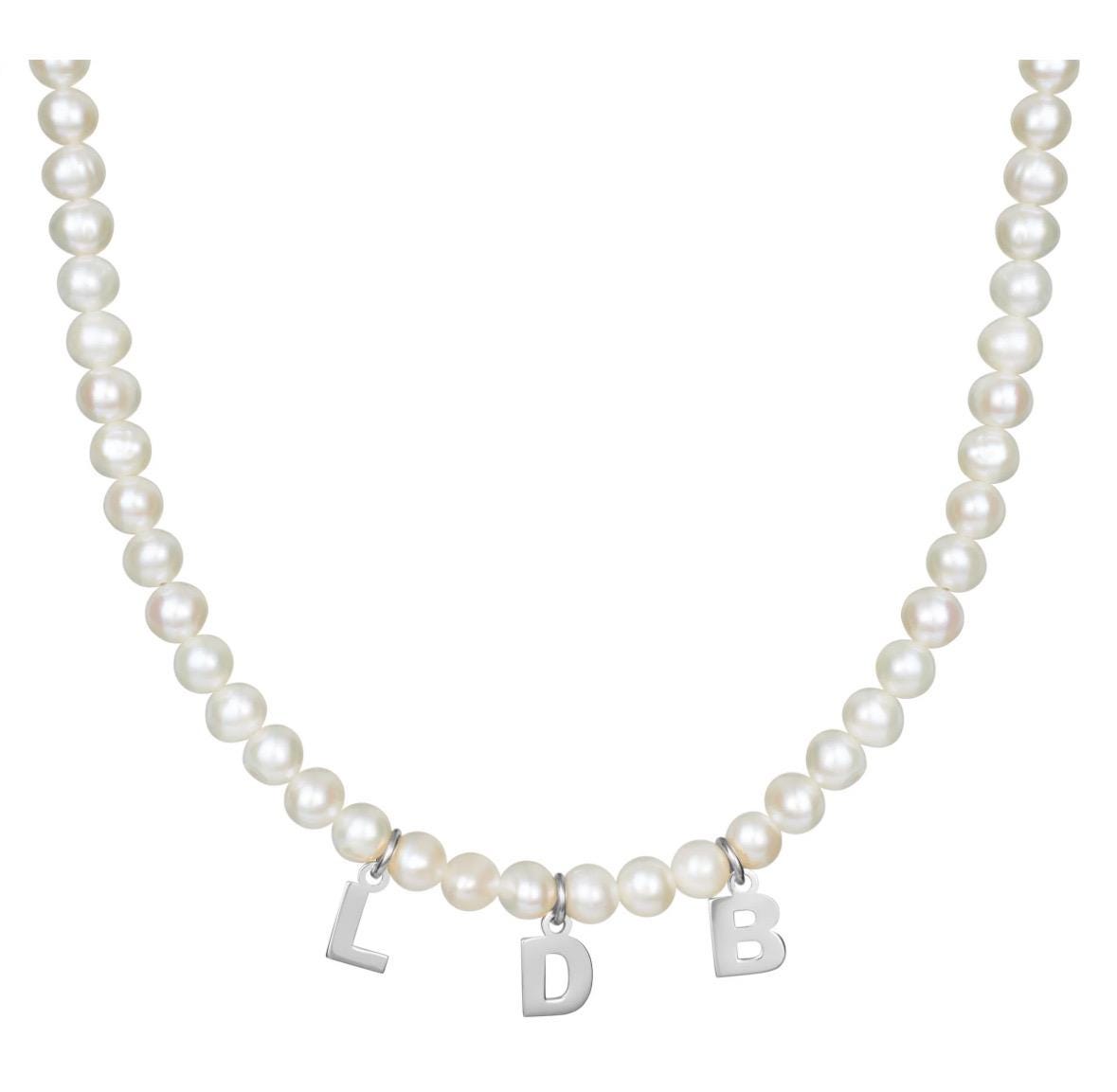 Mommy necklace with pearls and initials. Sterling silver and 14K gold plated. Available in gold or silver.